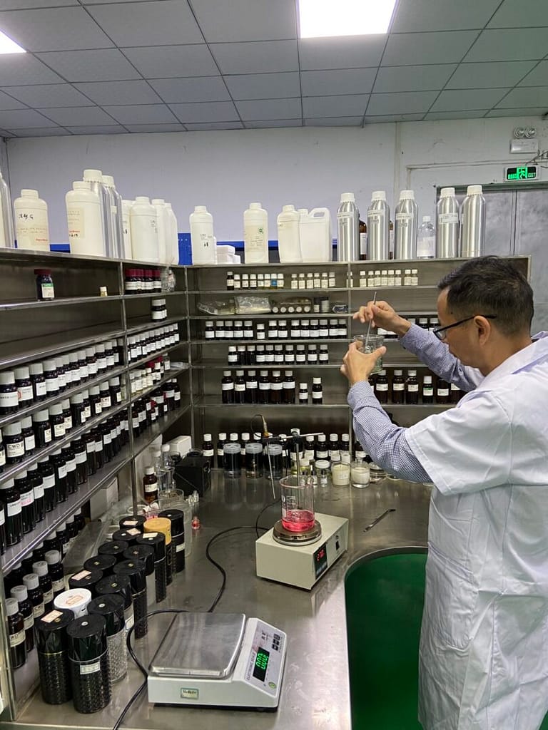 IKEDA R&D team developing innovative household cleaning products