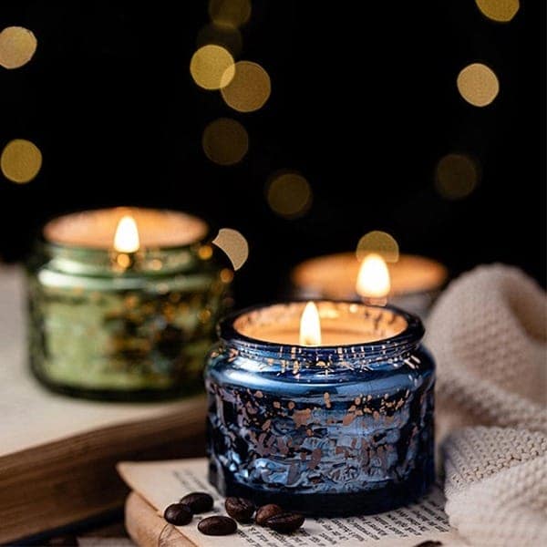Aromatherapy Candles Natural Essential Oils Romantic Moments in the Fragrance - Image 4